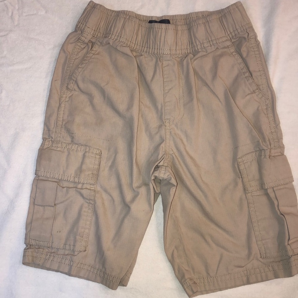 place tan boys cargo shorts